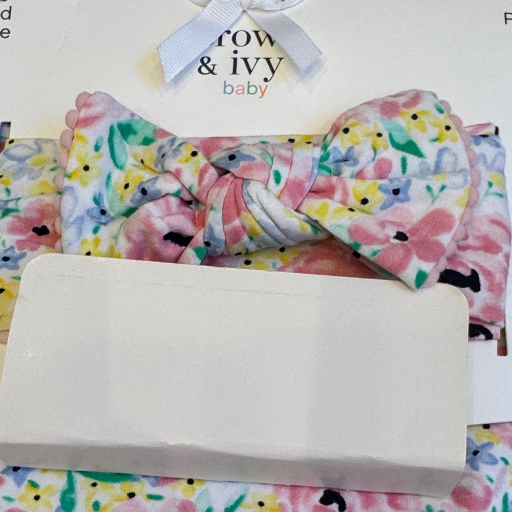 crown & ivy Floral Headband and Swaddle Set - Pink and Yellow - Picture 3 of 6